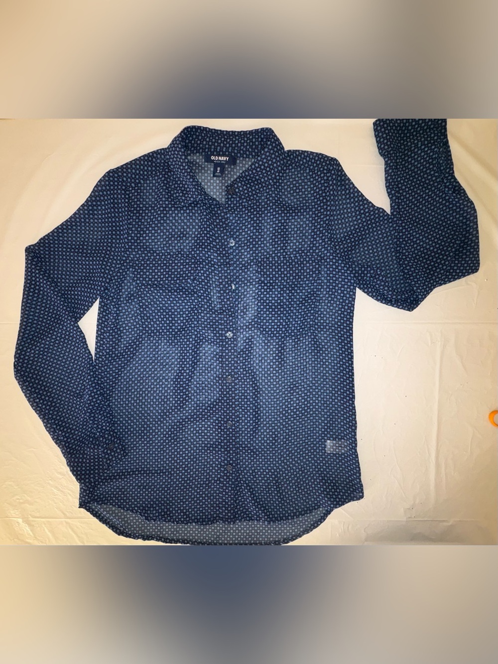 EUC Dark Blue Sheer Speed Chiff Button-Down Shirt w Light Blue Geometric Pattern
